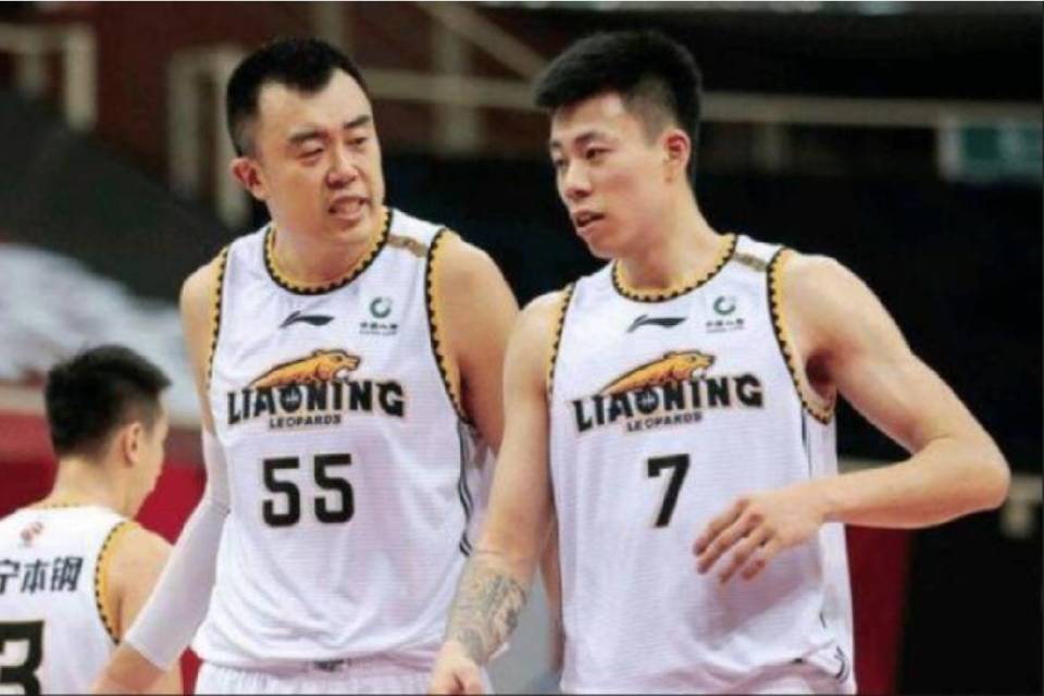 KUsEq, 夫顿 KUsEq, 夫顿